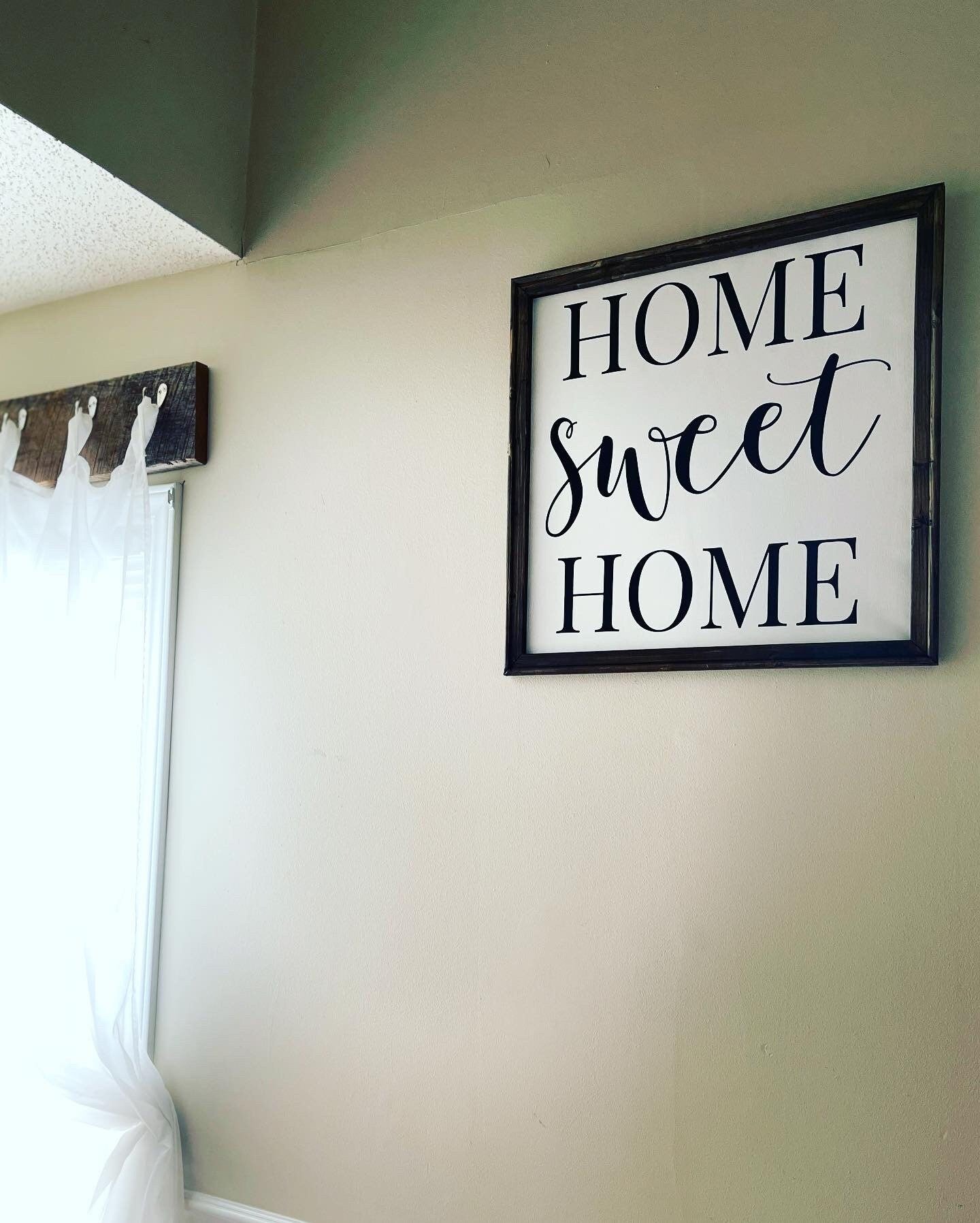 Home Sweet Home | Farmhouse Décor | Home Décor | Living Room Signs | Family Room Signs | Wood Signs | Mothers Day Gift