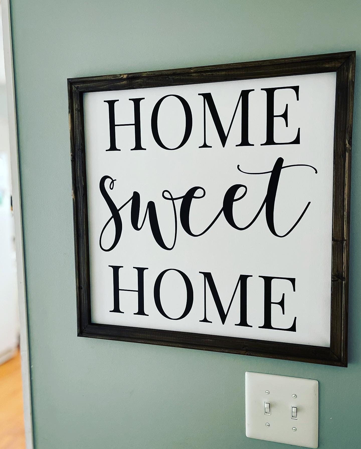 Home Sweet Home | Farmhouse Décor | Home Décor | Living Room Signs | Family Room Signs | Wood Signs | Mothers Day Gift