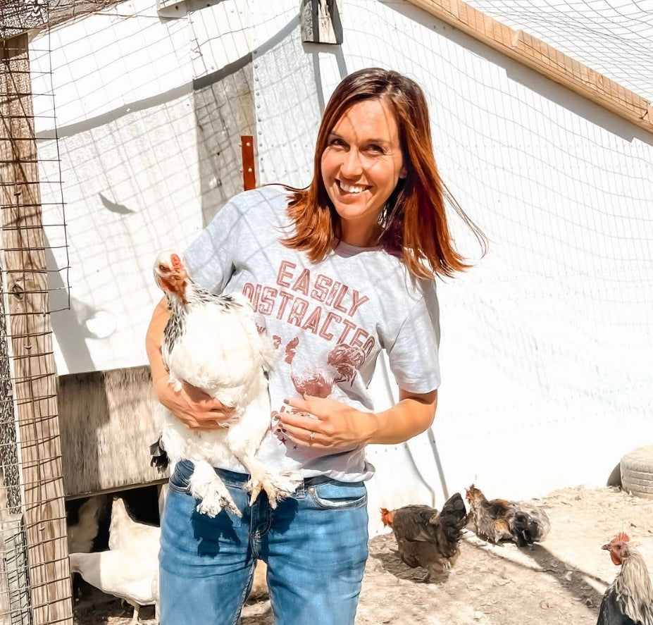 EASILY DISTRACTED BY CHICKENS Tee Shirt